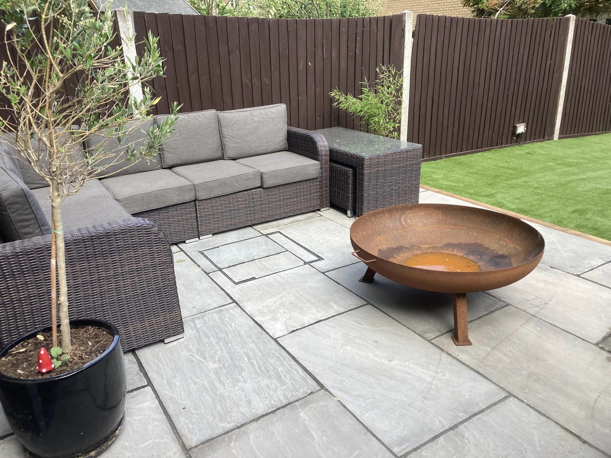 Choosing Natural Stone for Your Patio: Pros and Cons