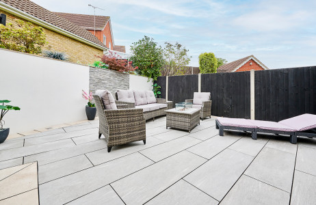 ideas for small gardens | small garden design | porcelain paving | quartz porcelain | porcelain walling | landscaping ideas | garden ideas Garden landscapers Driveway installers Landscapers in essex Garden designers Paving contractors Garden design Paving contractors near me Garden designers near me Garden landscapers near me Elite paving