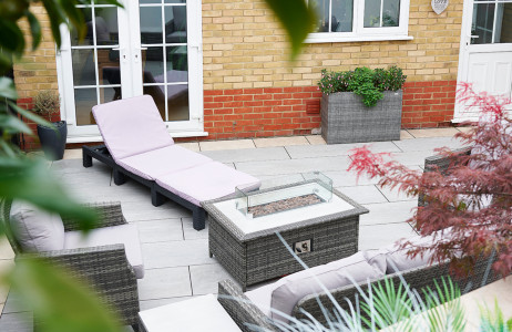 ideas for small gardens | small garden design | porcelain paving | quartz porcelain | porcelain walling | landscaping ideas | garden ideas Garden landscapers Driveway installers Landscapers in essex Garden designers Paving contractors Garden design Paving contractors near me Garden designers near me Garden landscapers near me Elite paving