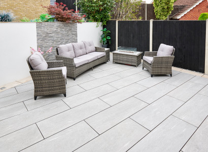 ideas for small gardens | small garden design | porcelain paving | quartz porcelain | porcelain walling | landscaping ideas | garden ideas Garden landscapers Driveway installers Landscapers in essex Garden designers Paving contractors Garden design Paving contractors near me Garden designers near me Garden landscapers near me Elite paving