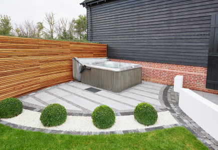 Garden design | Aura Block paving | cobbled pavers | porcelain paving | quartz porcelain | grey paving | porcelain slabs Garden landscapers Driveway installers Landscapers in essex Garden designers Paving contractors Garden design Paving contractors near me Garden designers near me Garden landscapers near me Elite paving