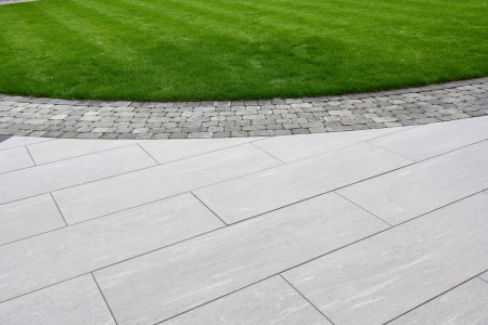 Garden design | Aura Block paving | cobbled pavers | porcelain paving | quartz porcelain | grey paving | porcelain slabs Garden landscapers Driveway installers Landscapers in essex Garden designers Paving contractors Garden design Paving contractors near me Garden designers near me Garden landscapers near me Elite paving